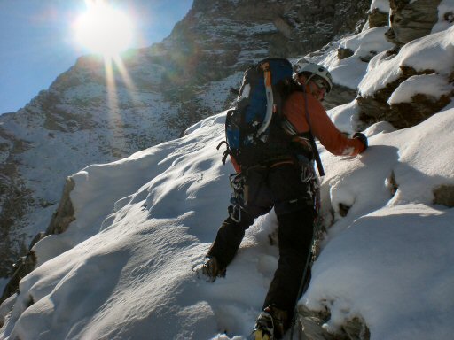 Rochers de Cornus (26).jpg - Bibi parti dans la 2me longueur !